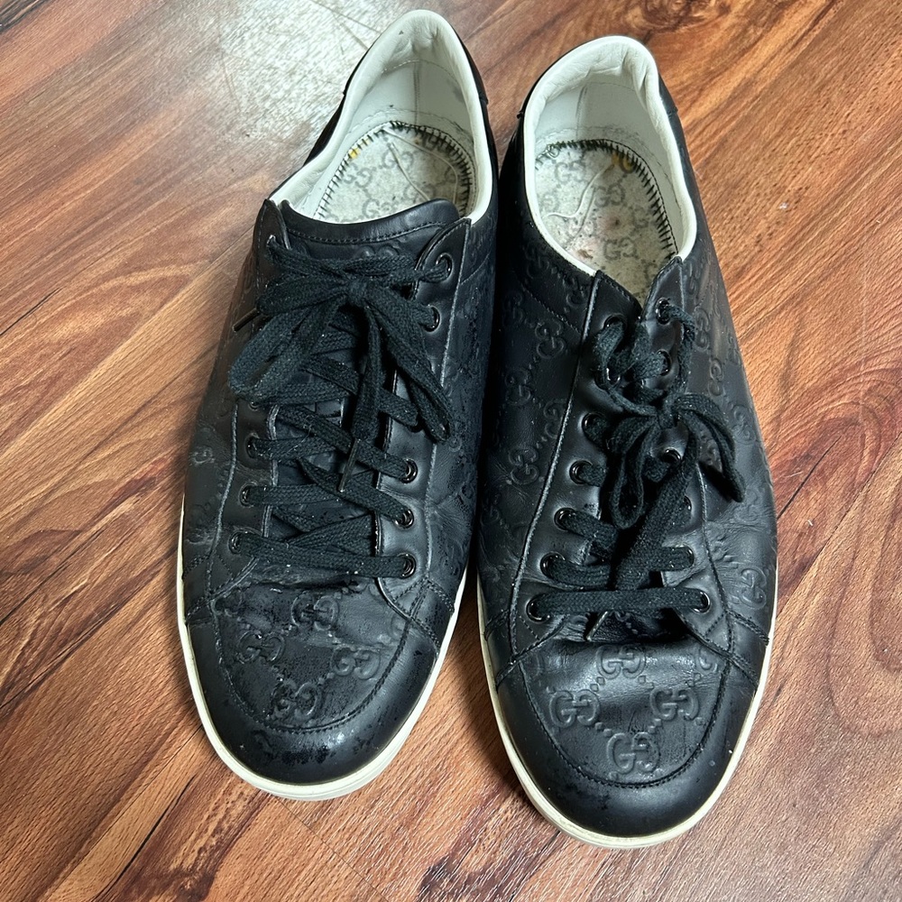 Authentic Gucci sneakers